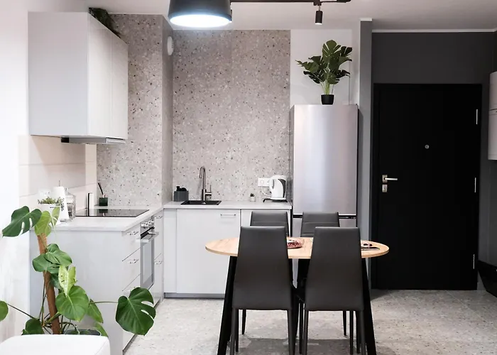 דירה Spacemore Apartments, Dmowskiego - 20 Minut Do Rynku, Self Check-in 24h, Parking, Bikes