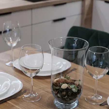 Spacemore Apartments, Dmowskiego - 20 Minut Do Rynku, Self Check-in 24h, Parking, Bikes Breslau