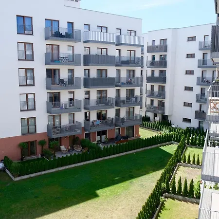 Spacemore Apartments, Dmowskiego - 20 Minut Do Rynku, Self Check-in 24h, Parking, Bikes Daire Wroclaw