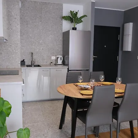 Spacemore Apartments, Dmowskiego - 20 Minut Do Rynku, Self Check-in 24h, Parking, Bikes Appartement