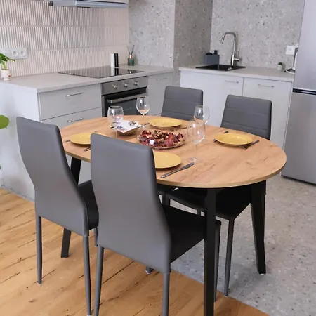 Spacemore Apartments, Dmowskiego - 20 Minut Do Rynku, Self Check-in 24h, Parking, Bikes