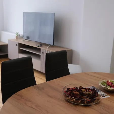 Spacemore Apartments, Dmowskiego - 20 Minut Do Rynku, Self Check-in 24h, Parking, Bikes Apartment Breslau
