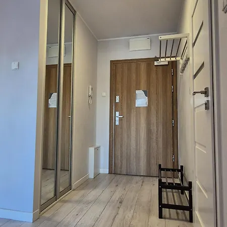 アパート Spacemore Apartments, Dmowskiego - 20 Minut Do Rynku, Self Check-in 24h, Parking, Bikes